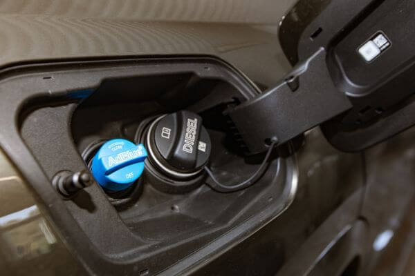 Fuel filler and diesel filler caps